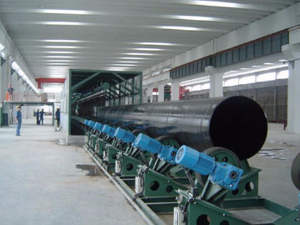 保温防腐钢管生产设备